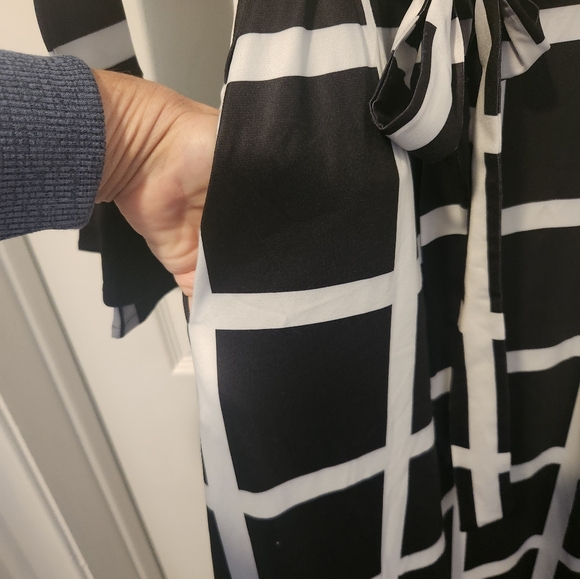 Modren Dress - Picture 2 of 6